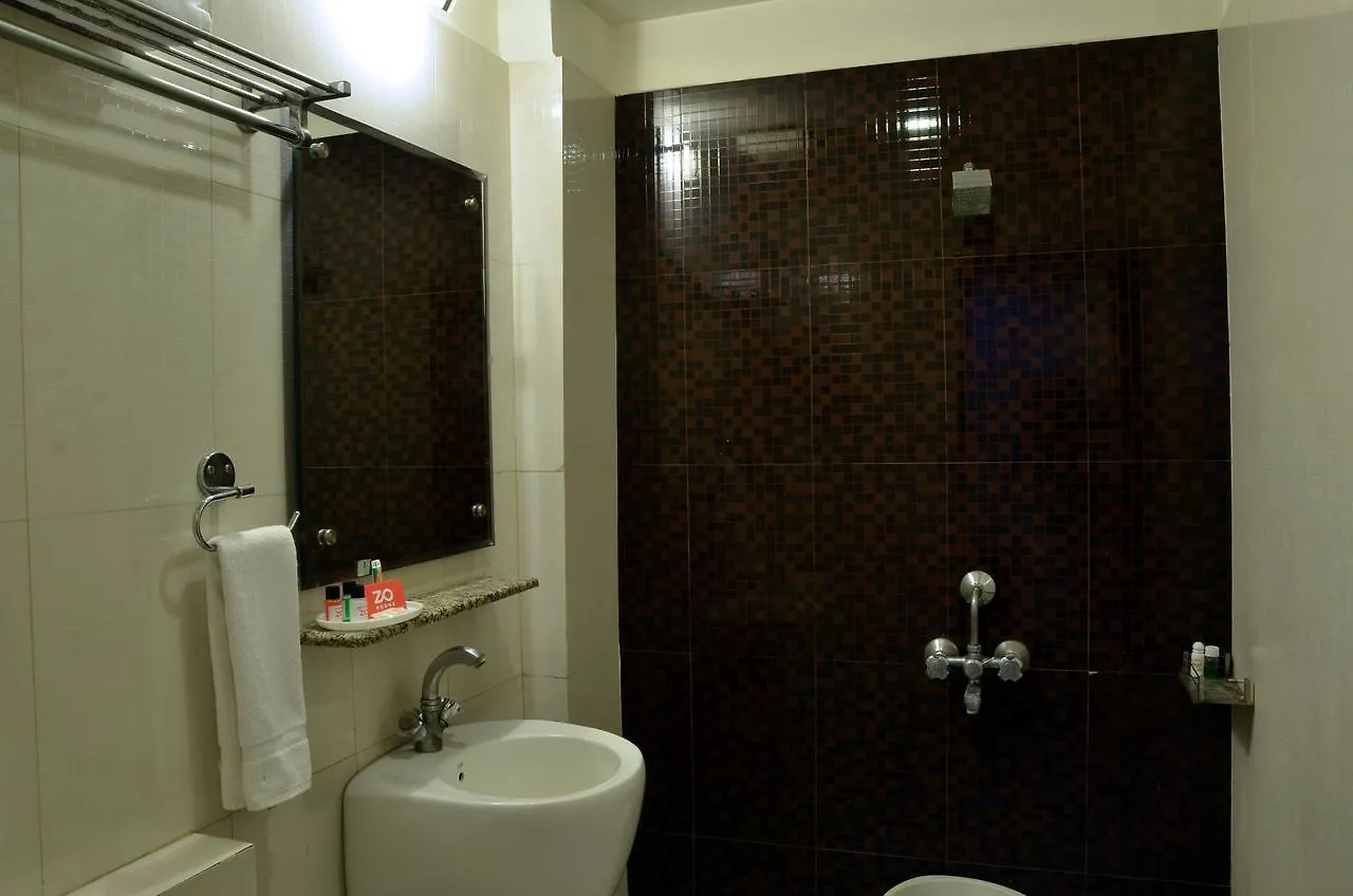 Hotel Poonam Plaza Agra  2*, Agra (Uttar Pradesh)