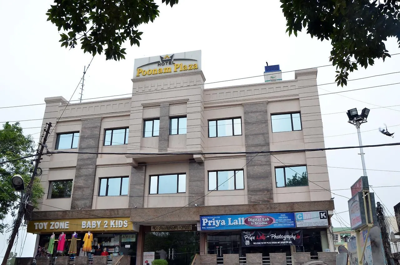 Hotel Poonam Plaza Agra